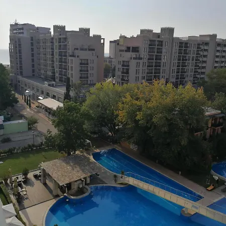 דירה Color Sea Sunny Center